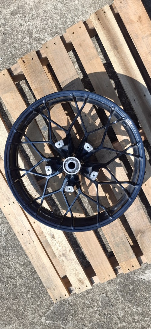 할리데이비슨 로드글라이드 순정 휠